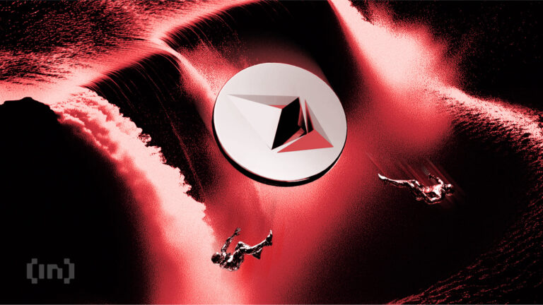 Ethereum rinde menos que las 5 principales criptomonedas en brutal tendencia bajista